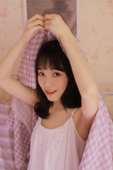 从后面抱着妈妈突然脸一红